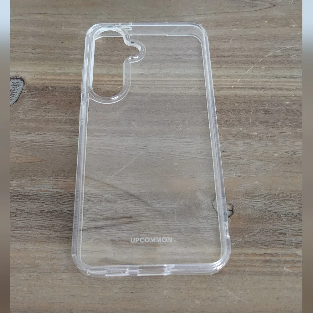 📱 Crystal Fit Clear Case for Samsung Galaxy S24 – Slim, Scratch Resistant, NWT